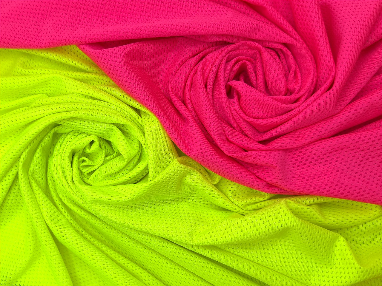 Поступление новых цветов эластичной сетки Блика